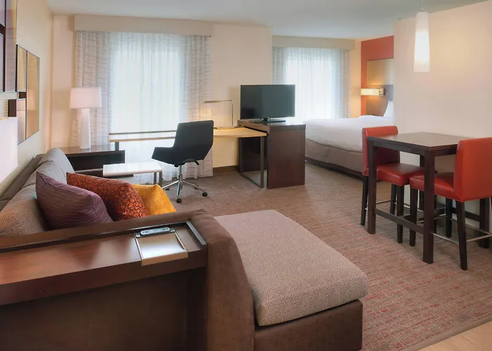 By Marriott Chicago Hotel
