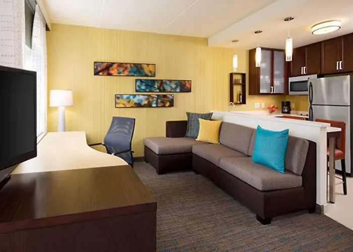 By Marriott Chicago Bolingbrook